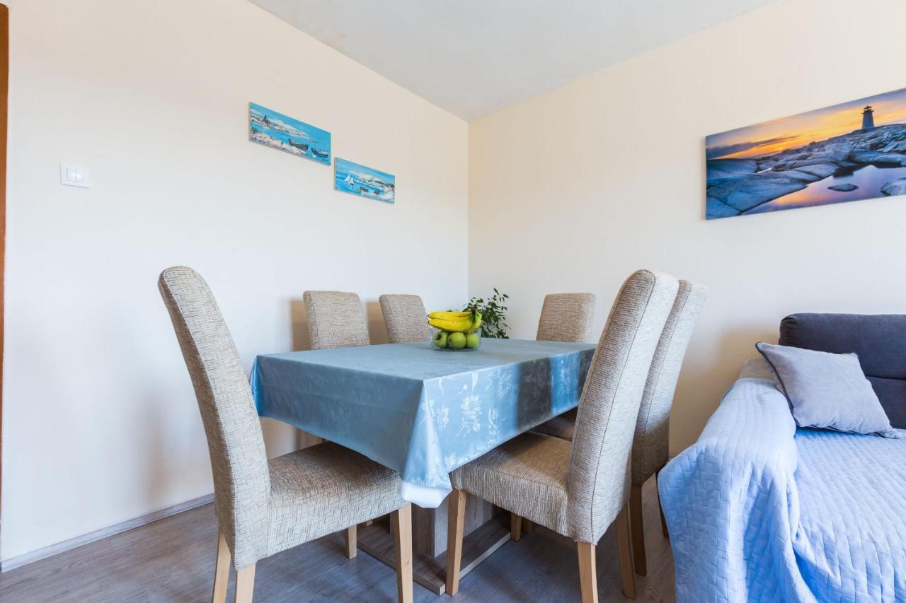 Apartment Nela 1bdr W Balcony Zadar
